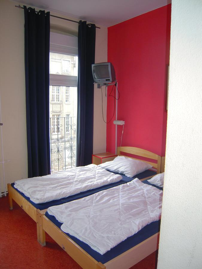 ברלין Happy Go Lucky Hotel + Hostel Schoneberg מראה חיצוני תמונה