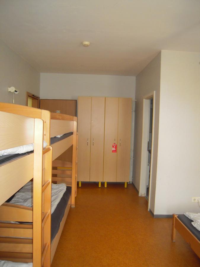 ברלין Happy Go Lucky Hotel + Hostel Schoneberg מראה חיצוני תמונה