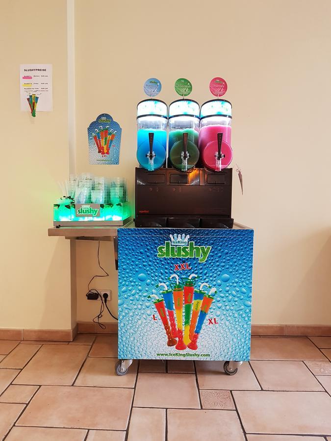 ברלין Happy Go Lucky Hotel + Hostel Schoneberg מראה חיצוני תמונה