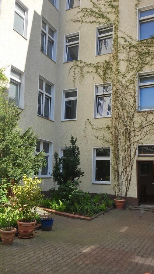 ברלין Happy Go Lucky Hotel + Hostel Schoneberg מראה חיצוני תמונה